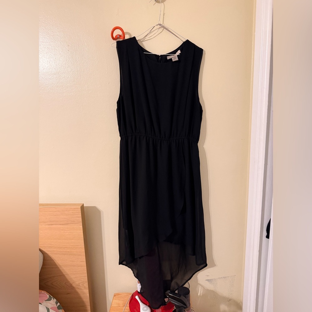 Forever 21 - Elegant Black Sleeveless Dress